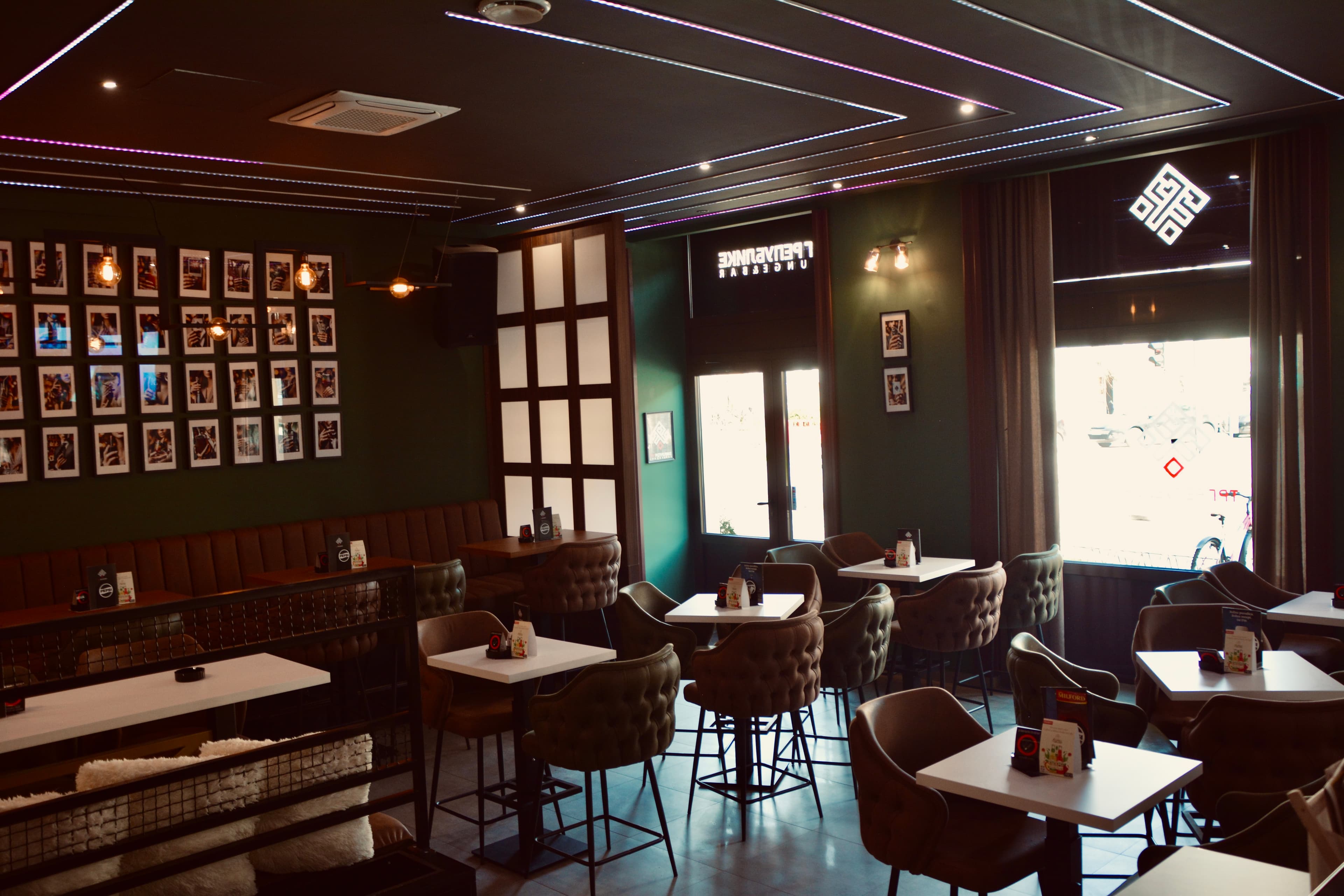 Lounge enterijer Trg Republike u Somboru