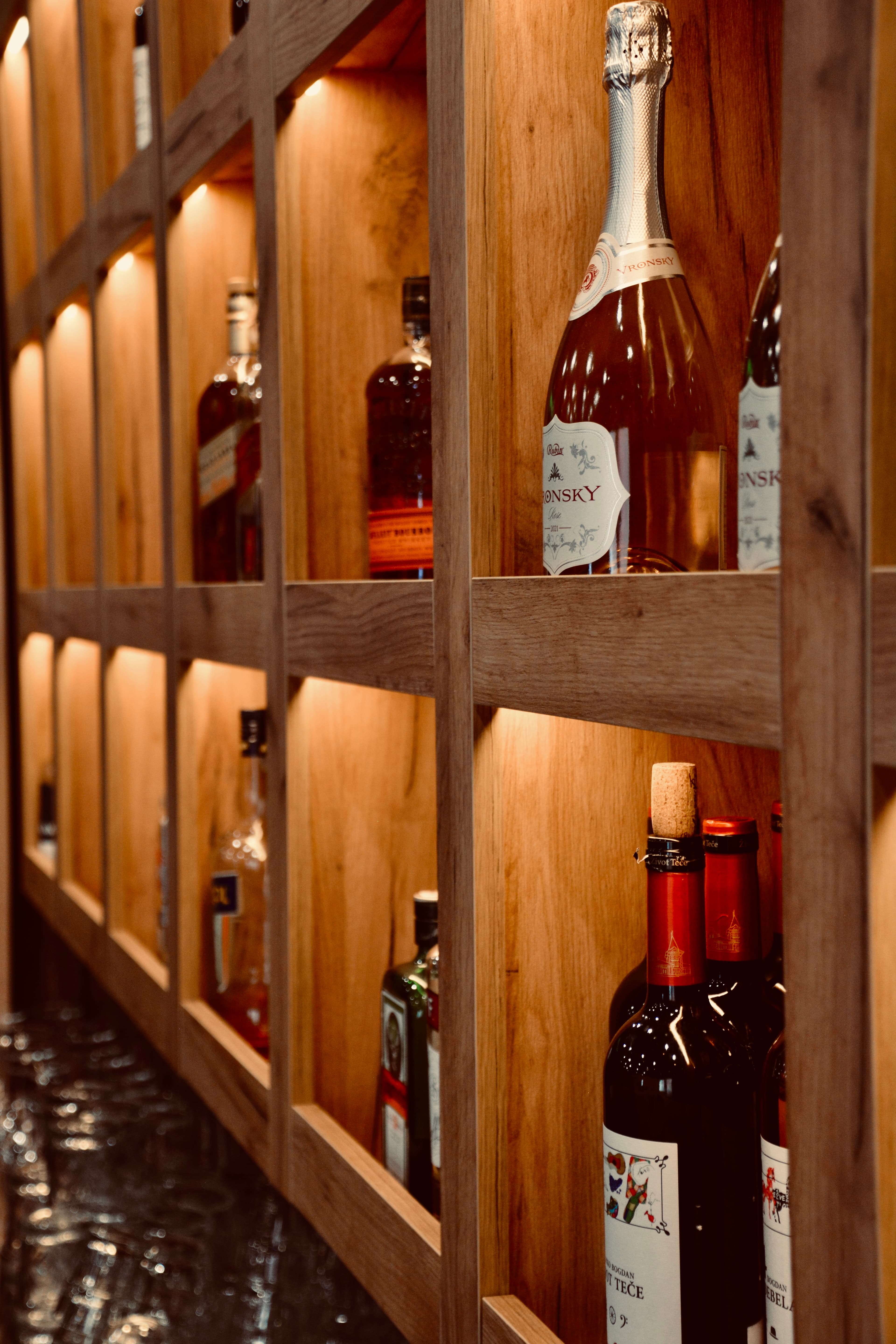 Selekcija pića u Trg Republike Lounge & Bar